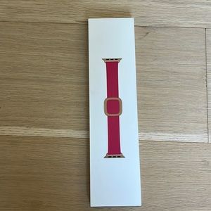 Rassberry Modern Buckle Apple Watch Band
